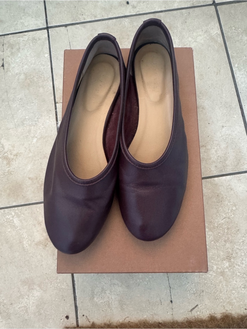 Ballet flats in deep plum Maguire - Picture 2 of 3
